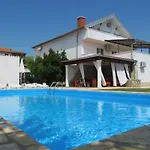 Guest Grozdanic * Dubravice