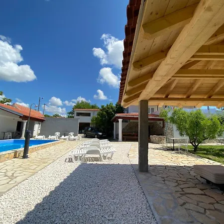 Guest Grozdanic Apartment Dubravice