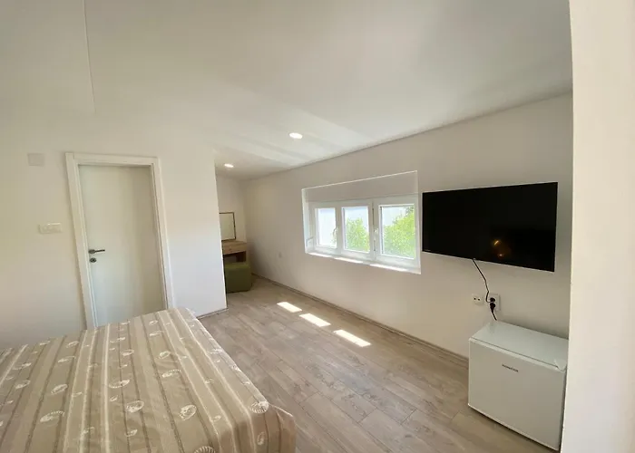 Guest Grozdanic Apartment