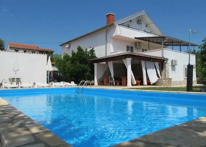 Guest Grozdanic * Dubravice